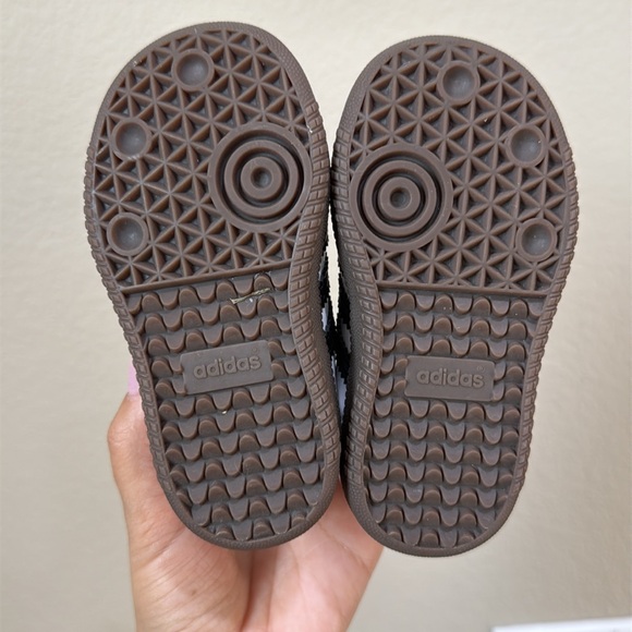 Samba OG black and white toddler shoe - Picture 4 of 9